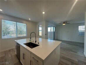 51 Strada Loreto in Henderson, NV - Building Photo - Building Photo