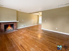 6270 E Minnesota Dr in Denver, CO - Building Photo - Building Photo