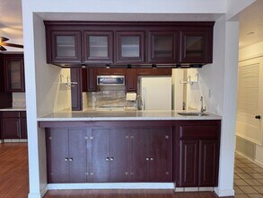 25912 Hayward Blvd in Hayward, CA - Building Photo - Building Photo