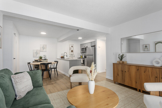 Robin Hill Apartments
