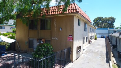 25032 Frampton Ave in Harbor City, CA - Building Photo - Building Photo