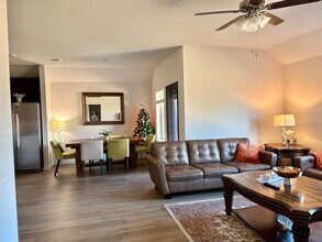 1004 Tall Grass Dr in Princeton, TX - Building Photo - Building Photo