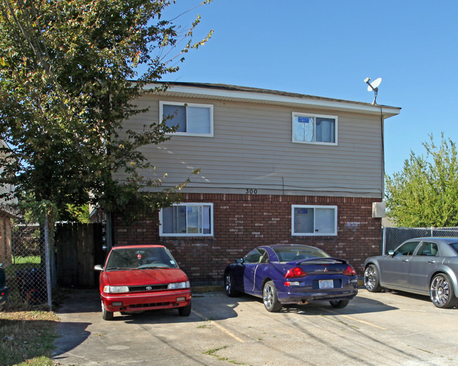 300 N Elm in Metairie, LA - Building Photo - Building Photo