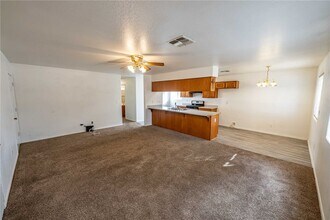 3422 Cypress St in Kingman, AZ - Building Photo - Building Photo