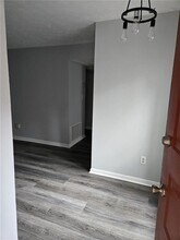 8740 Roswell Rd in Sandy Springs, GA - Building Photo - Building Photo