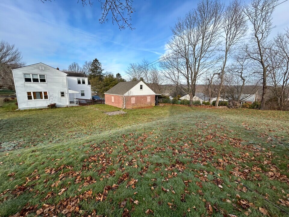 34 Rose Hill Rd in Branford, CT - Building Photo