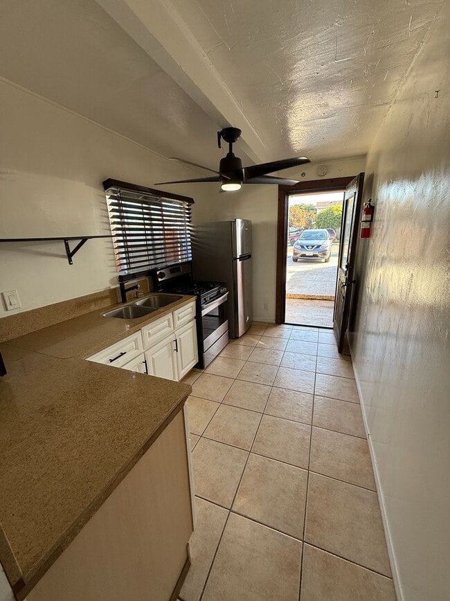 1180 2nd Ave in Chula Vista, CA - Building Photo - Building Photo