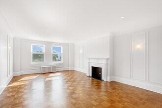 3260-70 N Lake Shore Drive in Chicago, IL - Foto de edificio - Building Photo