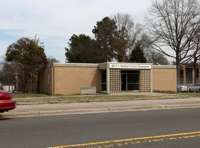 Oldham Towers in Durham, NC - Building Photo - Building Photo