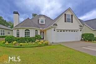 239 Turnbridge Cir in Peachtree City, GA - Building Photo