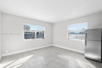 4021 N Andrews Ave in Oakland Park, FL - Building Photo - Building Photo