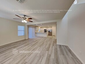 5853 E Hoover Ave in Mesa, AZ - Foto de edificio - Building Photo