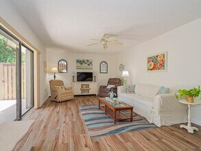 340 S Waverly Pl in Vero Beach, FL - Building Photo - Building Photo