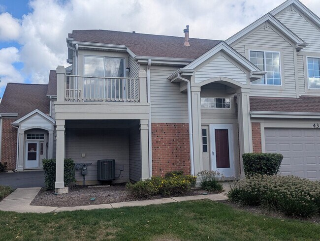 432 E Thornhill Ln in Palatine, IL - Building Photo - Building Photo