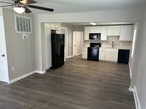 412 W Twenty-Seventh St in Winston-Salem, NC - Building Photo - Building Photo