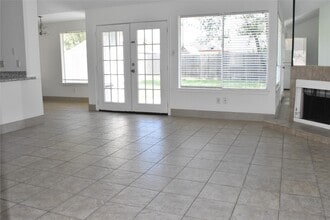 7215 Caracas Dr in Houston, TX - Building Photo - Building Photo