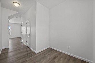 209 Trophy Ridge Dr in Richlands, NC - Building Photo - Building Photo