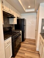 1204 Acadia Pl in Ventura, CA - Building Photo - Building Photo