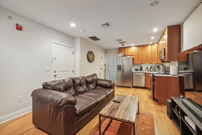 property at 625 Bloomfield St