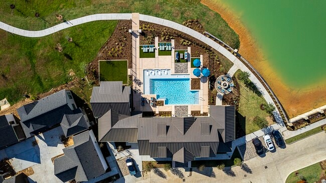 15042 Gardenberry Ln