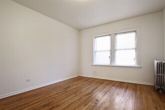 6401 S Maplewood Ave Chicago, IL 60629 in Chicago, IL - Building Photo - Building Photo