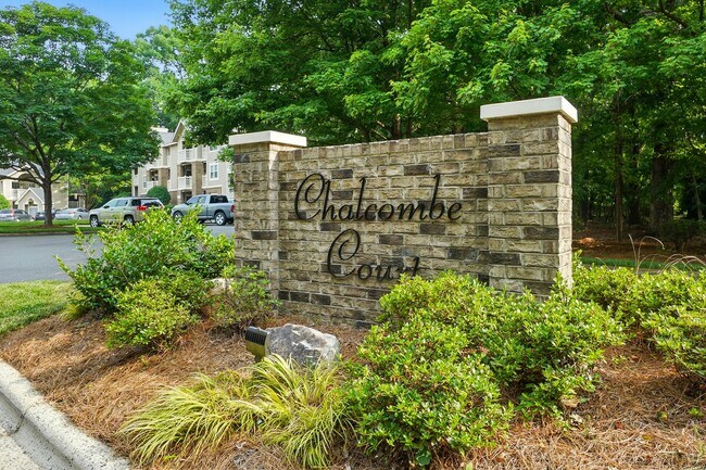 property at 5007 Sharon Rd