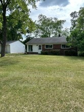 4811 Summerhill Dr in Village of Clarkston, MI - Building Photo - Building Photo