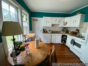35 Langley Rd in Boston, MA - Building Photo - Building Photo