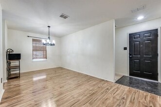 1133 Day Dream Dr in Haslet, TX - Building Photo - Building Photo