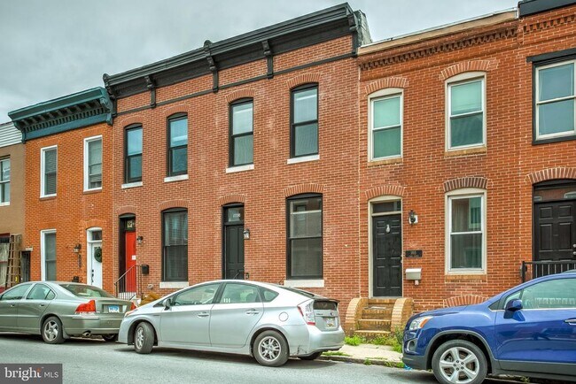 1813 Light St in Baltimore, MD - Foto de edificio - Building Photo
