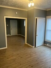 1522 N E St, Unit 1 in Richmond, IN - Building Photo - Building Photo