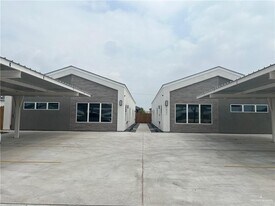13 E Iris Ave in McAllen, TX - Building Photo