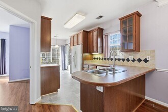 11598 Cavalier Landing Ct in Fairfax, VA - Building Photo - Building Photo