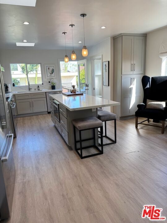 1636 Courtney Ave in Los Angeles, CA - Building Photo - Building Photo