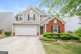 3561 Devon Chase Rd in Atlanta, GA - Building Photo