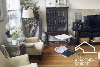 918 Green Bay Rd, Unit 2L in Winnetka, IL - Building Photo - Building Photo