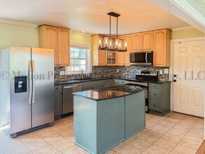 2502 Little John Trail SE in Marietta, GA - Building Photo - Building Photo