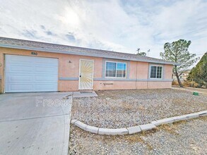 1850 Pershing Ave in Pahrump, NV - Building Photo - Building Photo