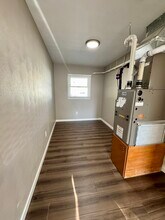 910 4th Ave in De Witt, IA - Foto de edificio - Building Photo