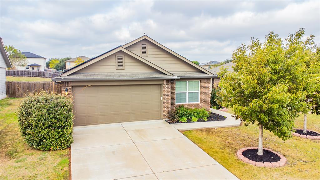 204 Llano River Trail in Hutto, TX - Building Photo