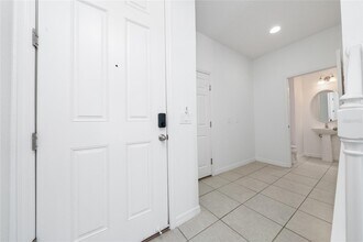 2588 Sedge Grass Wy in Orlando, FL - Foto de edificio - Building Photo