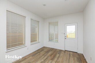 2516 Northcote Dr, Unit 602SYCAMORE in Fort Worth, TX - Foto de edificio - Building Photo