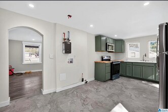 306 7th St E in Warrior, AL - Foto de edificio - Building Photo