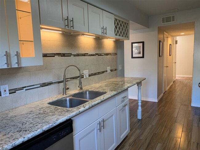 property at 13140 Trail Hollow Dr