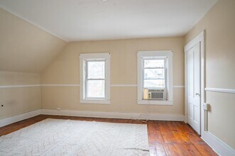 459 Central St in Manchester, NH - Building Photo - Building Photo