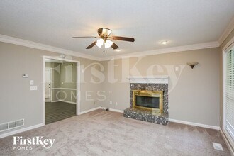 4642 Shay Terrace in Buford, GA - Foto de edificio - Building Photo