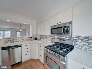 3022 Kings Village Rd in Alexandria, VA - Building Photo - Building Photo