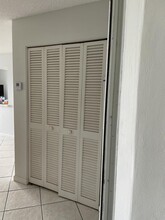 2936 Lake Shore Dr in Riviera Beach, FL - Building Photo - Building Photo