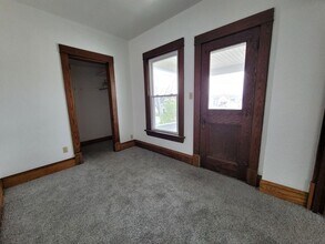 605-607 1st Ave SW in Cedar Rapids, IA - Building Photo - Building Photo