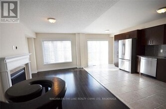 62 Keith Cres in Niagara-On-The-Lake, ON - Building Photo - Building Photo